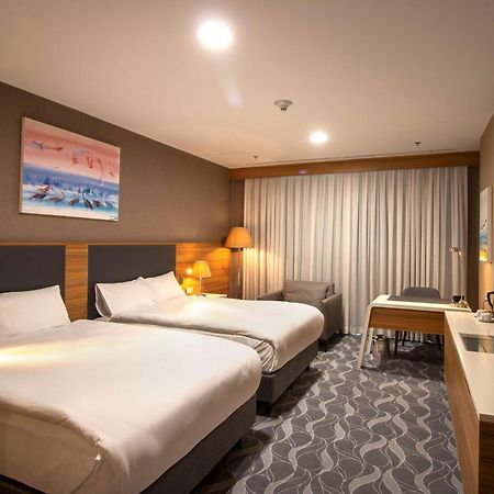 Отель Doubletree By Hilton Ankara Incek Экстерьер фото