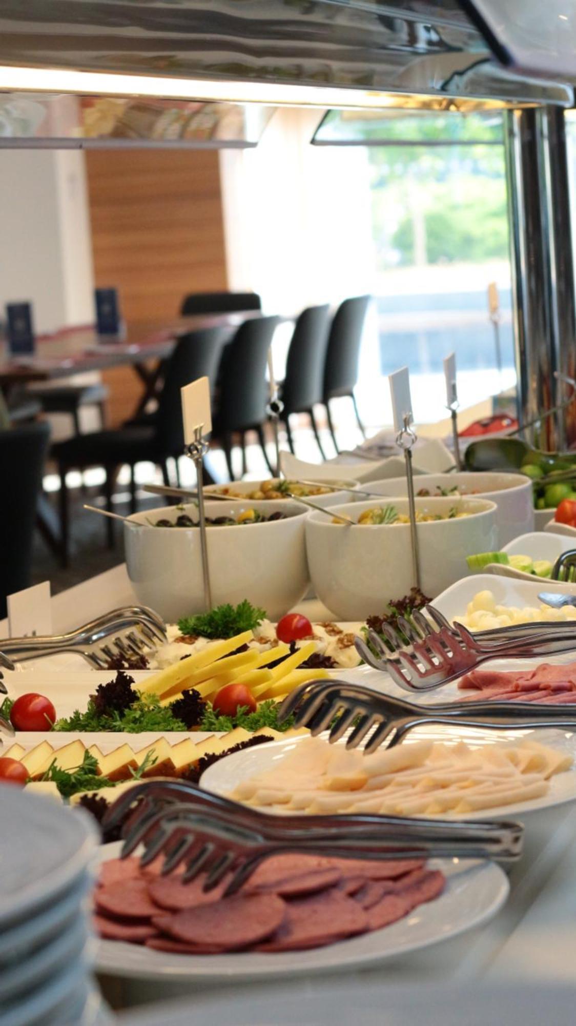 Отель Doubletree By Hilton Ankara Incek Экстерьер фото